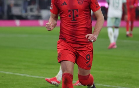 爱游戏体育-关于比赛局势复杂引发热议！，凯恩在勇士比赛中刷新纪录上演精彩一战的信息