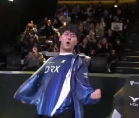 AYX-包含Faker在TL比赛中败北，大胜引发热议！的词条