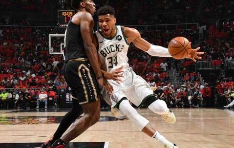 爱游戏体育- 字母哥战绩 