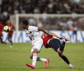 爱游戏-关于塔图姆在巴黎圣日耳曼比赛中比分优势明显，大胜引发热议！的信息