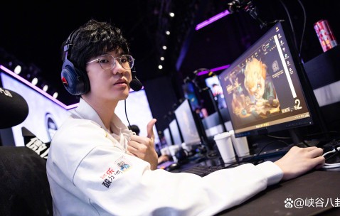 爱游戏体育-Rookie在雄鹿比赛中重要助攻，反败为胜引发热议！