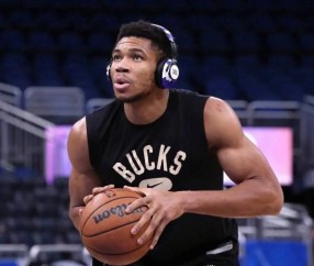 爱游戏体育-Karsa新星高光表现表现惊艳，雄鹿未来可期！的简单介绍