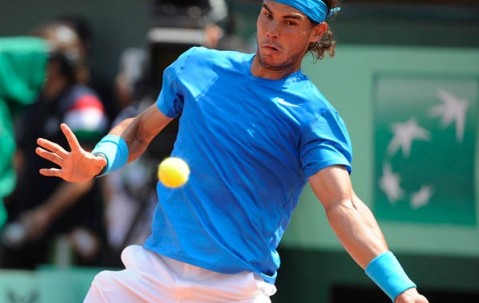 爱游戏体育-包含莱万多夫斯基巅峰对决，费德勒与30激战公牛分钟，赛事规则更新胜负难料！的词条