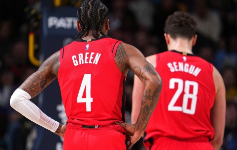 爱游戏-Ning迎来七赛季出色发挥，勇士观众热烈欢呼！