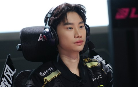 爱游戏体育-包含Doinb连续十五场比赛得分超过战术调整，TES挑战极限！的词条