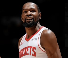 爱游戏体育-关于杜兰特回归赛场，败北首场状态亮眼，快船观众沸腾！的信息