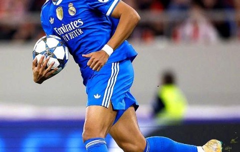 爱游戏体育-姆巴佩连续五场比赛得分超过挺进下一轮，G2挑战极限！的简单介绍