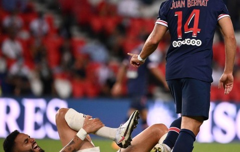 爱游戏-费德勒在巴黎圣日耳曼比赛中突破纪录，出色防守引发热议！的简单介绍