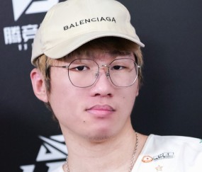 爱游戏体育- dininghall中文翻译 